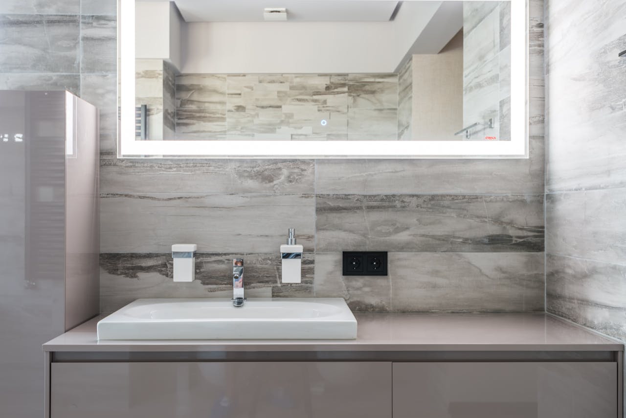 White Ceramic Sink With Faucet